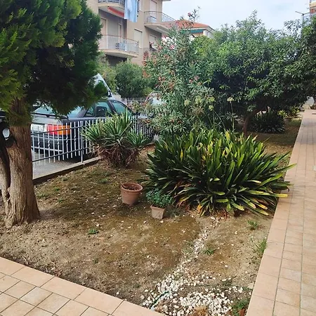 Ginestre 14 Ντιάνο Μαρίνα